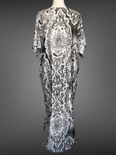 Load image into Gallery viewer, Silk Kaftan with Print FW20760
