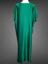 Load image into Gallery viewer, Silk Crepe Kaftan FW20740
