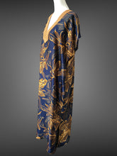 Load image into Gallery viewer, Navy Gold Pattern Kaftan FW20990
