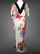 Load image into Gallery viewer, Silk Kaftan FW20630
