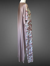 Load image into Gallery viewer, Silk Flower Pattern Kaftan FW20670
