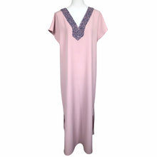 Load image into Gallery viewer, Crepe Lycra Pink Kaftan FW20120
